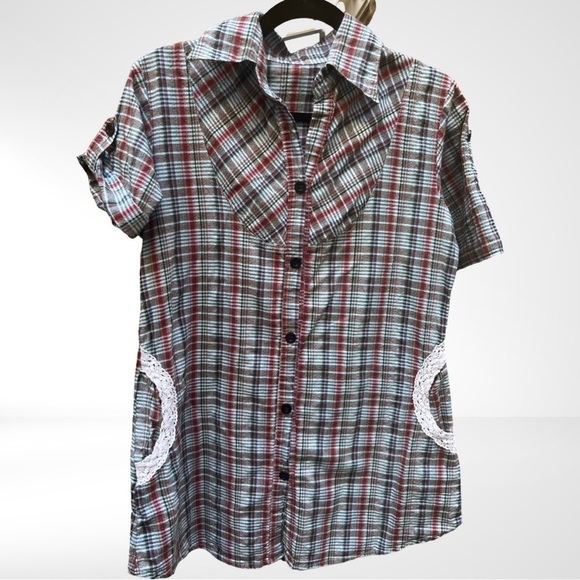 Plaid shirt/tunic with lace detail pockets Size Medium​ - Picture 4 of 9